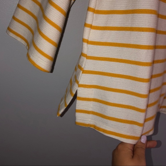 Women’s Blouse - Picture 4 of 5